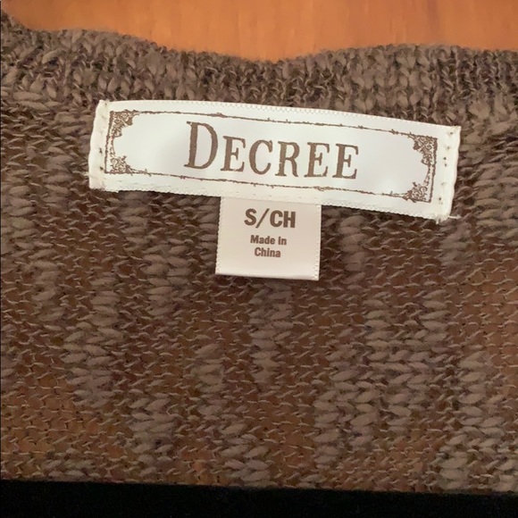 Decree knit shrug (brown) - Picture 7 of 11